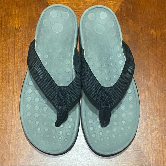 Orthaheel Wave Men’s Flip Flop Sandals Black Gray Size 7 (Q) - Picture 2 of 6